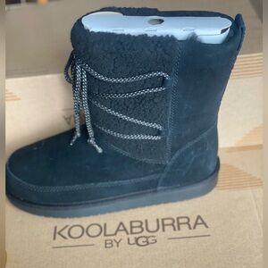 Koolaburra Michon Short Black Kids Boots, size 4